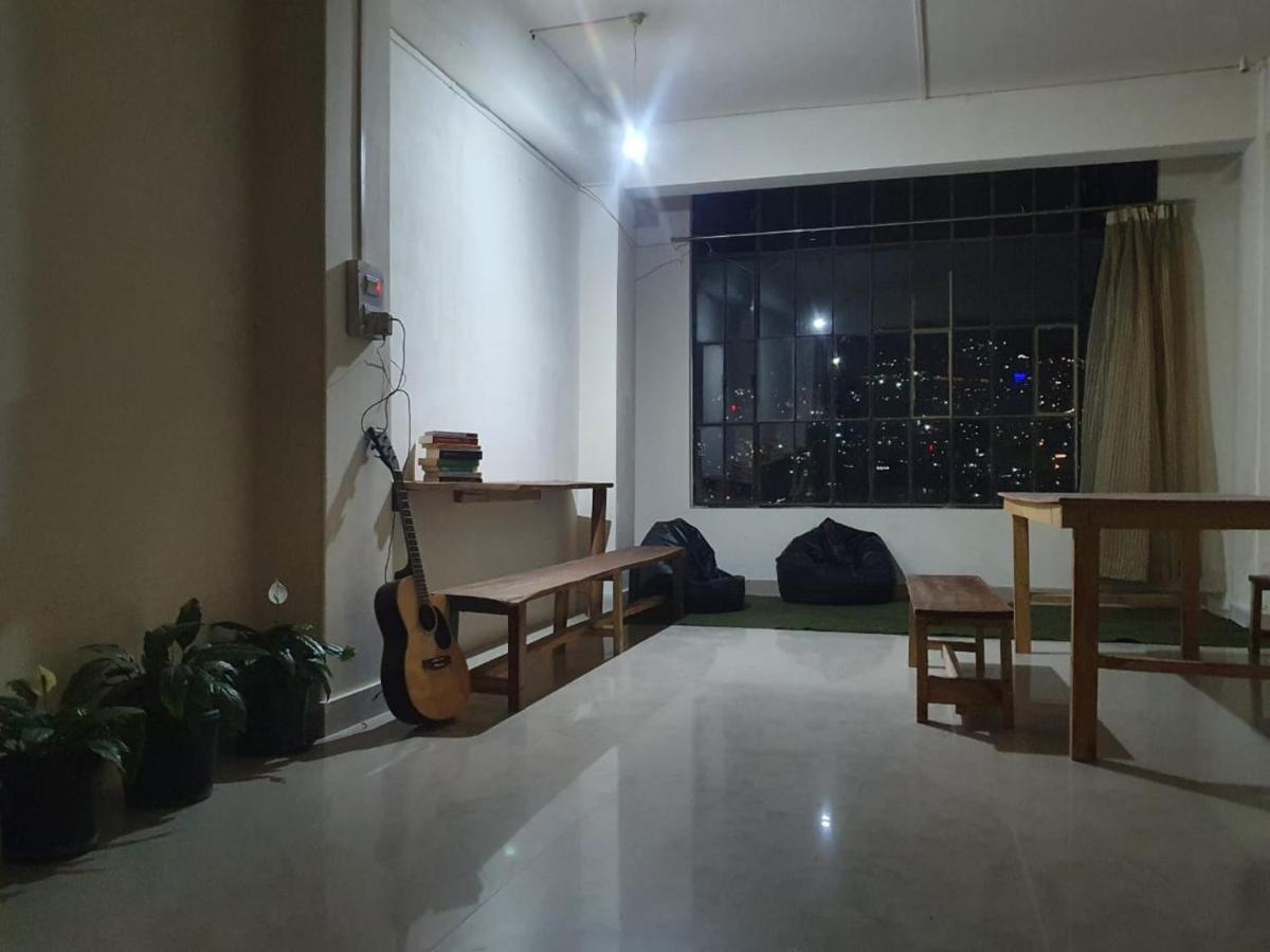 Mechueki Backpacker Hostel By Trulynaga Kohima エクステリア 写真