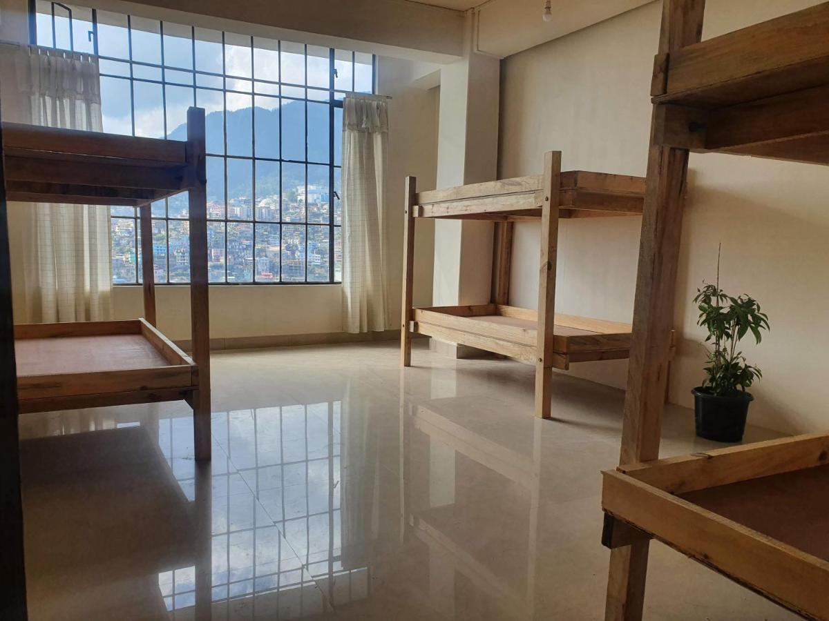 Mechueki Backpacker Hostel By Trulynaga Kohima エクステリア 写真